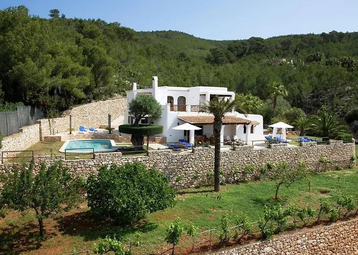 Cozy Holiday Home In Santa Eularia Des Riu With Private Pool