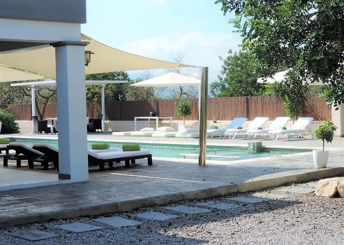 Beautiful And Private Casa Tobi Countryside Location A Short Drive To The Nightlife 5Bedrooms San Antonio San Antonio Abad