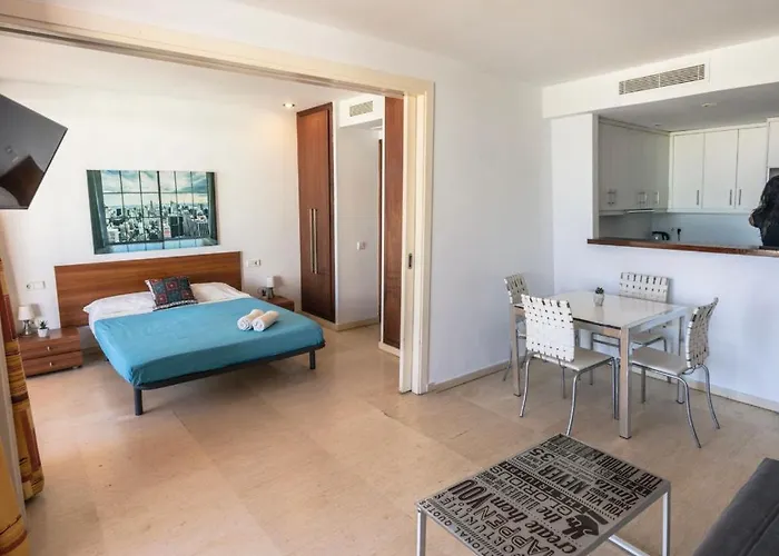 Amazing Seafront Apt In Playa Den Bossa Apartment Playa d'en Bossa