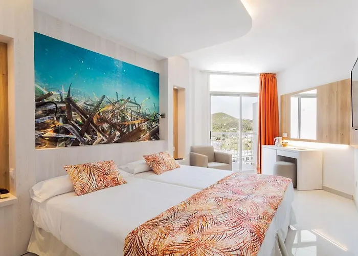 Cala Llonga Resort Santa Eulalia del Río