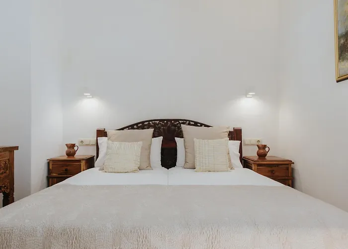Villa & Guesthouse Paissa D'En Bernat Cala Tarida 