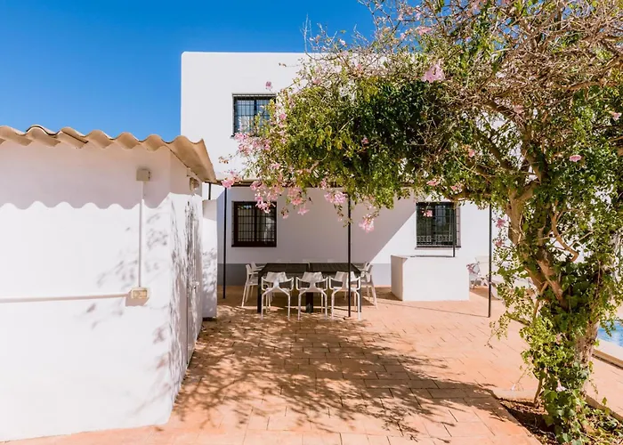 Villa Torres 10 Minute Walk From Playa Den Bossa Sant Jordi de ses Salines