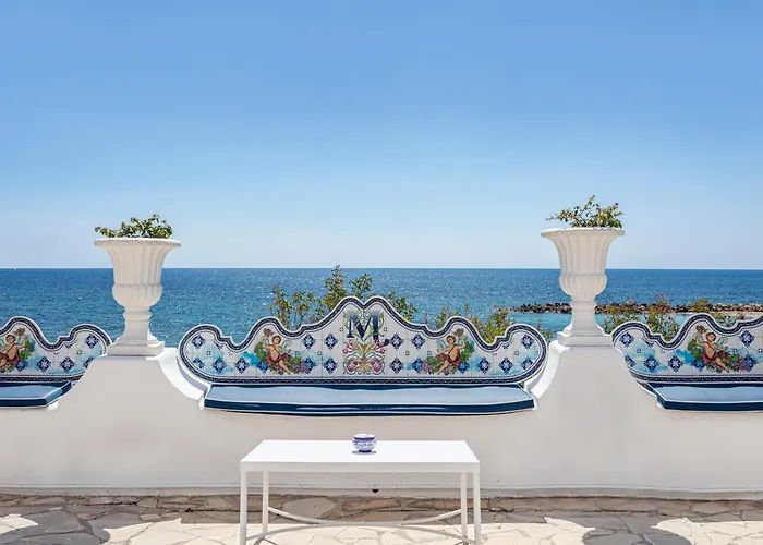 Hoteles cerca de la Playa de Santa Eulalia