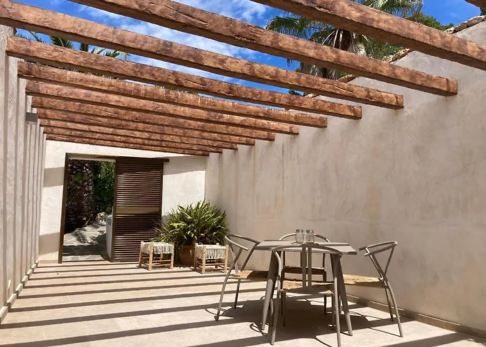 Apartamentos Pinosol Santa Eularia des Riu