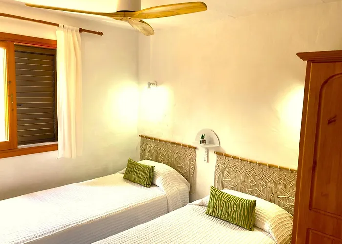 Apartamentos Pinosol Santa Eularia des Riu