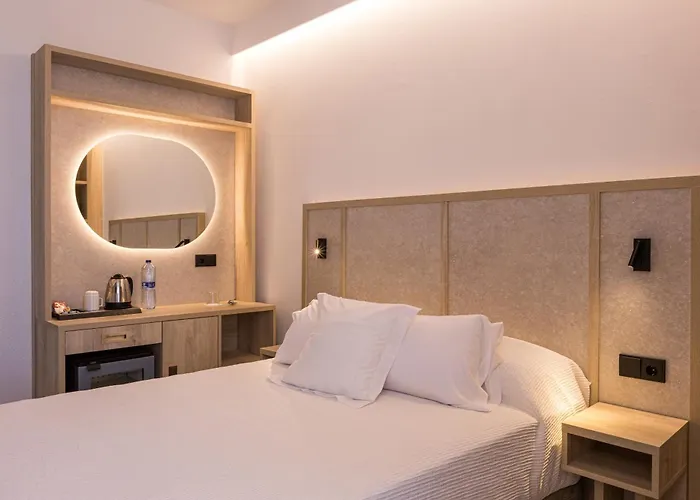 San Antonio (Ibiza) Dog Friendly Lodging and Hotels