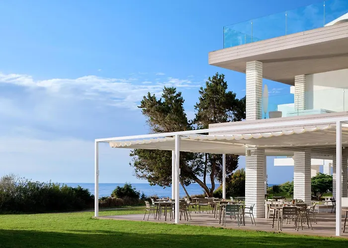 Santa Eularia des Riu hotels near Sol d'en Serra