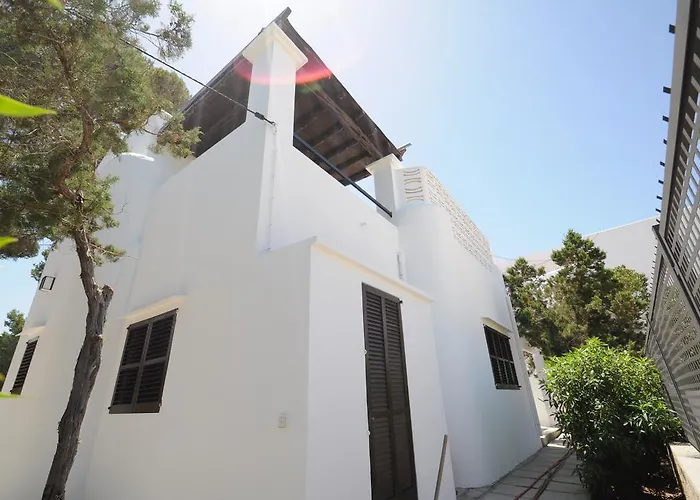 Chalet Torralba - Villa At Hotel Osiris San Antonio 