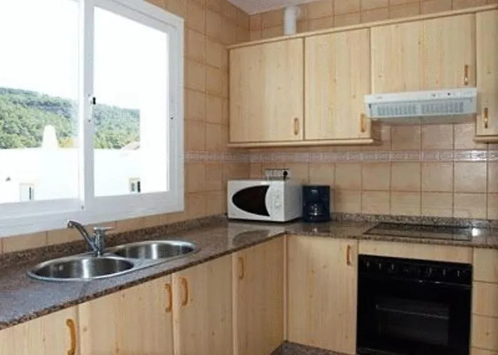 Apartamentos Blanco Sol Cala Vadella 