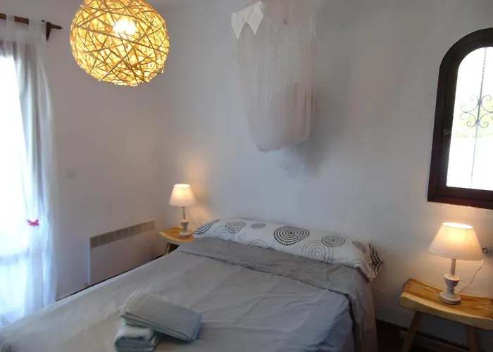 Apartamentos Miramar II Cala Vadella 